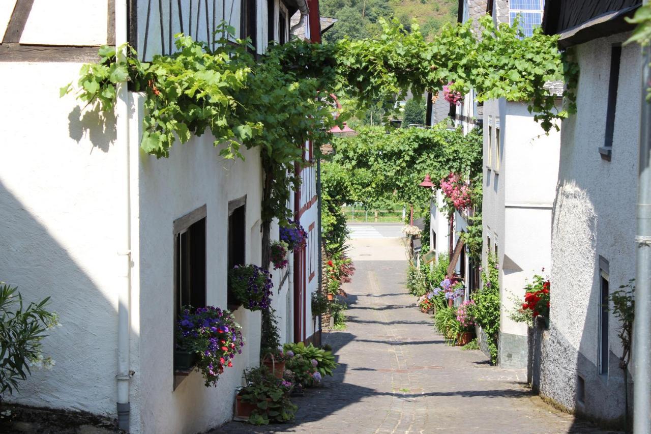 Ferienapartment Rebwinkel Burgen  Exterior foto